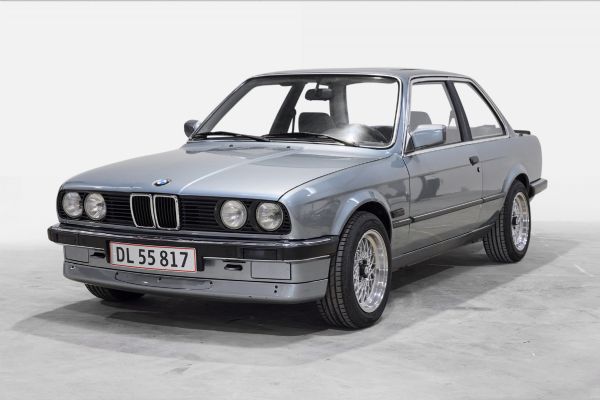 BMW 316i E30 1,6 125 hk Aut